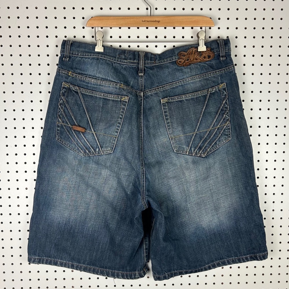 Akademiks Dark Wash Size 38 Denim Shorts Blue Jean Baggy Y2K Embroidered Hip Hop